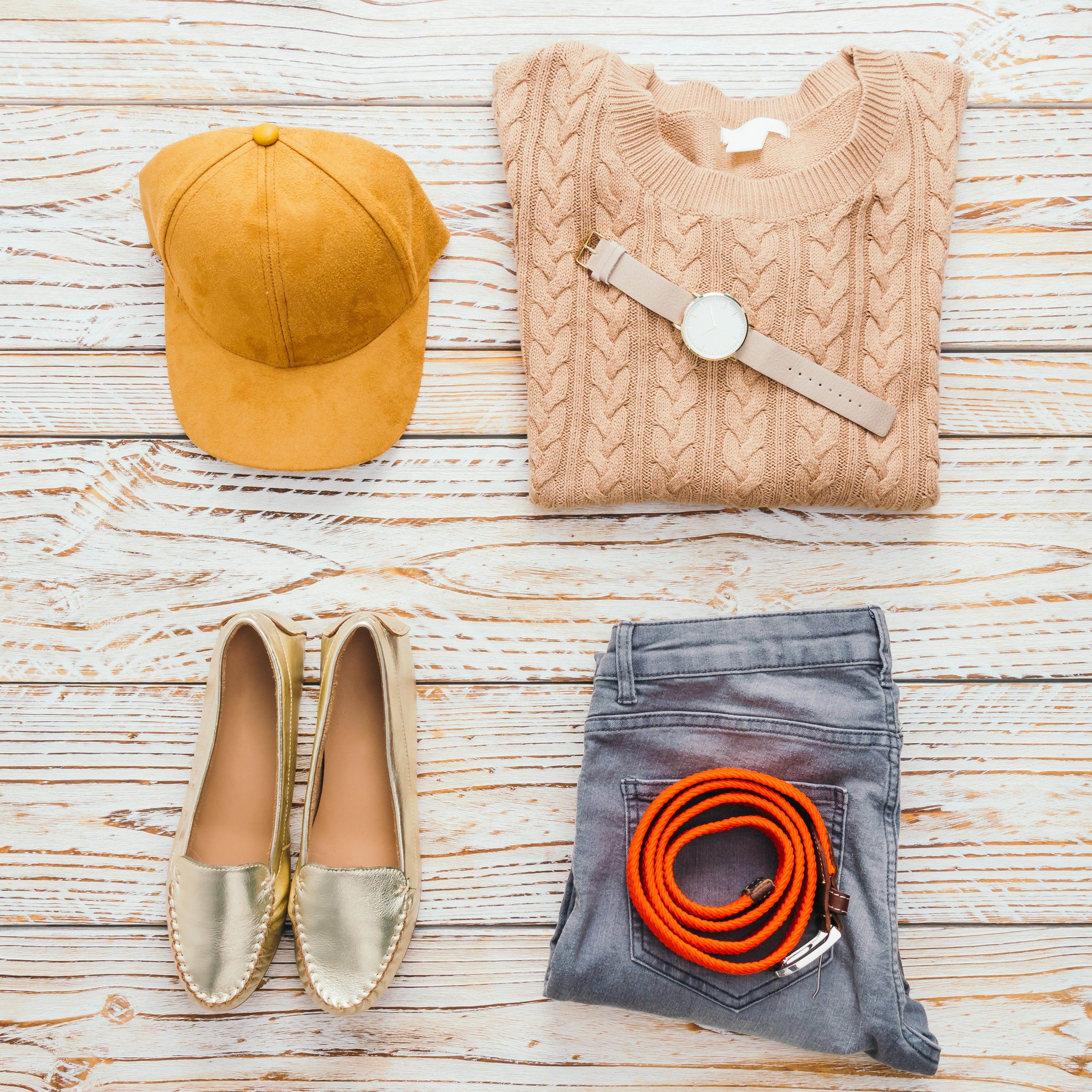 Clothing and Accessories - Apotte